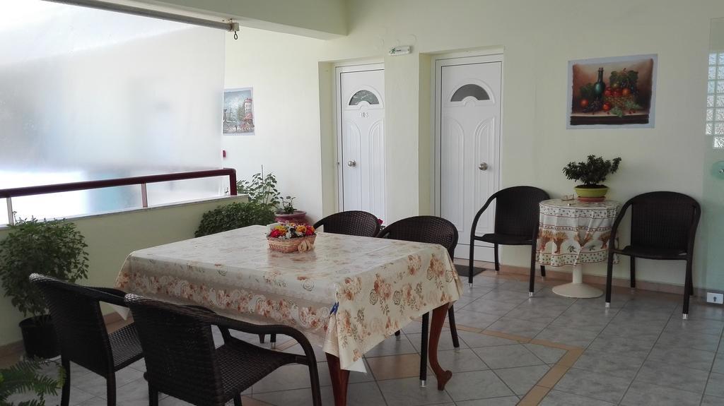 Familia Hotel Loutra Volvis Ngoại thất bức ảnh